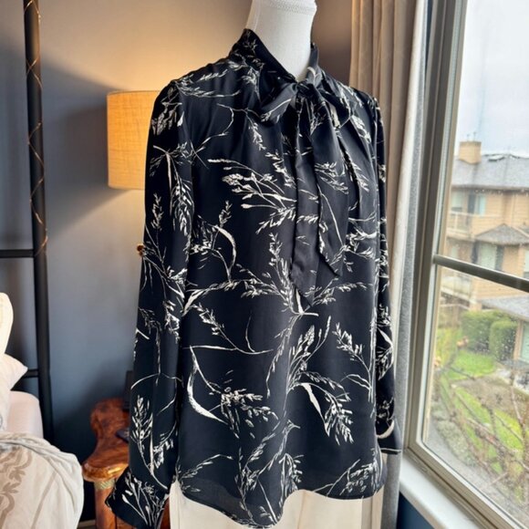 Black with Cream Plant Print Blouse - Picture 7 of 12